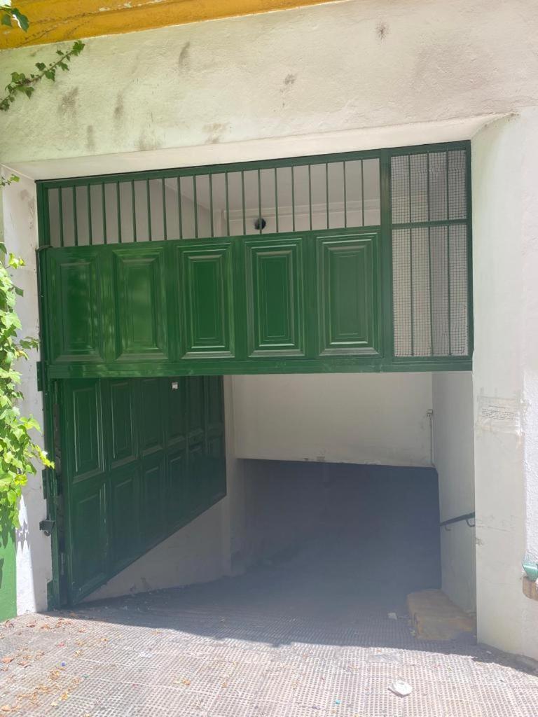 RentalSevilla Moderno y comodo apartamento en Santa Cruz con Parking Exterior foto