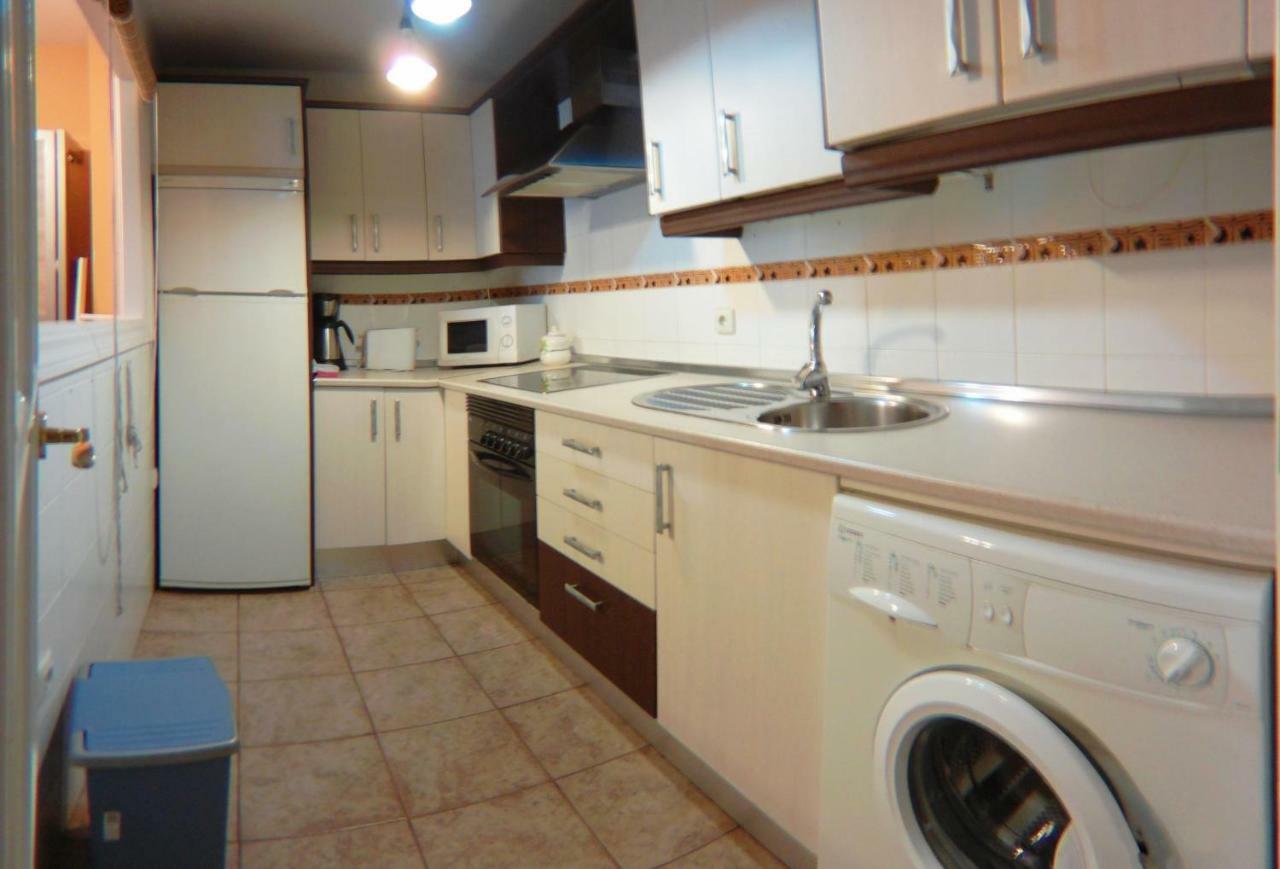 RentalSevilla Moderno y comodo apartamento en Santa Cruz con Parking Exterior foto